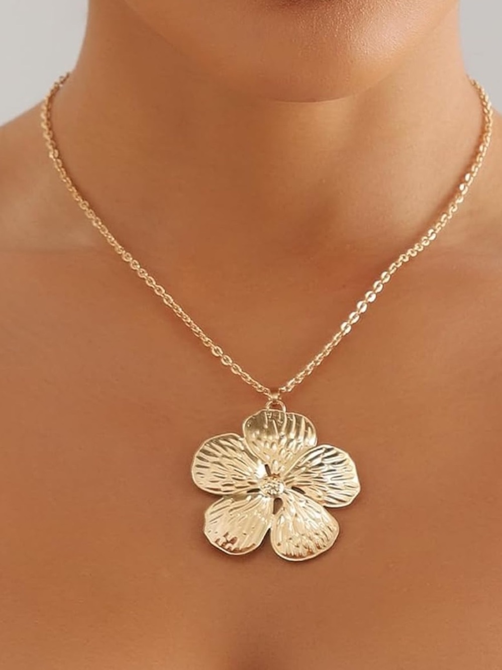 Anthropologie Shiny Gold Floral Pendant Necklace